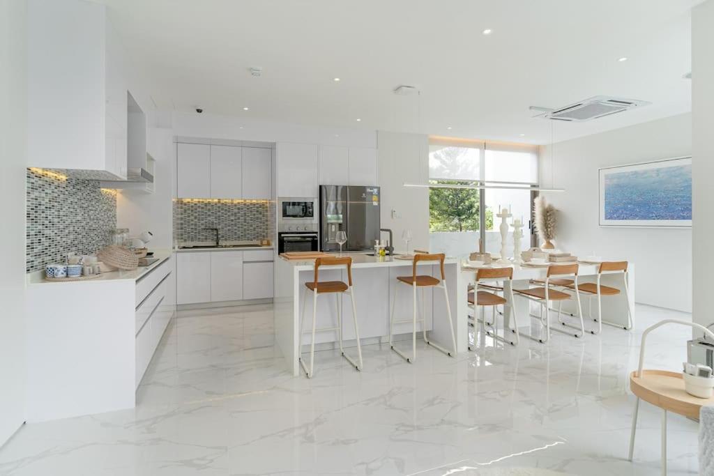The Residence By Andaman Villa Phuket Exterior photo